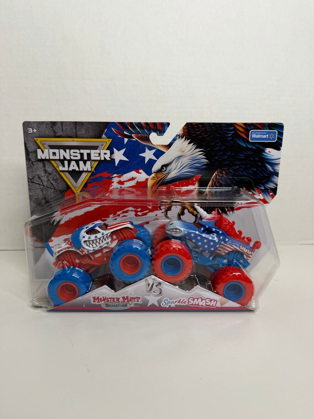 NEW Monster Jam Stars and Stripes Monster Mutt Sparkle Smash 1:64 Monster Truck